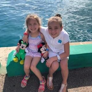 Meet your Posher, Lisa